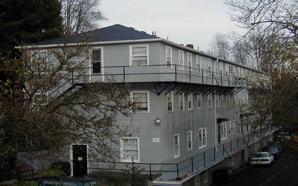 City View Apartments in Portland, OR - Building Photo - Building Photo