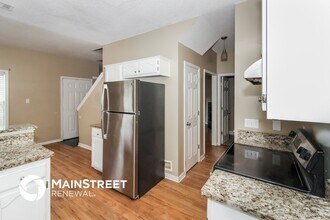 768 Breeze Way in Memphis, TN - Foto de edificio - Building Photo