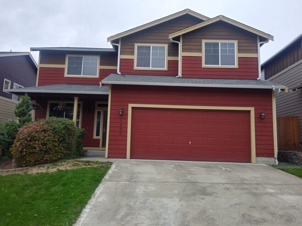 1435 Farina Lp SE in Olympia, WA - Building Photo