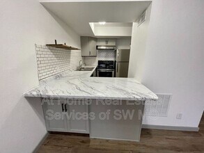 1438 E Elm St in Springfield, MO - Building Photo - Building Photo