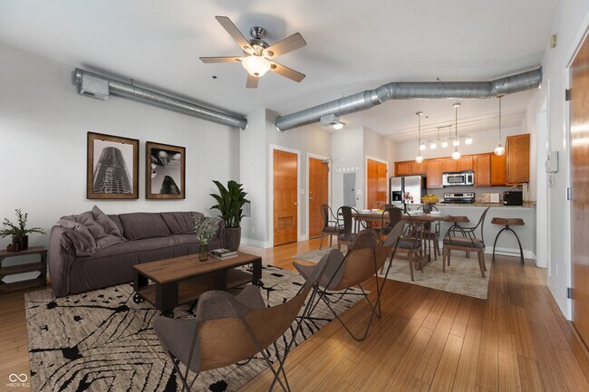 721 E North St in Indianapolis, IN - Building Photo - Building Photo