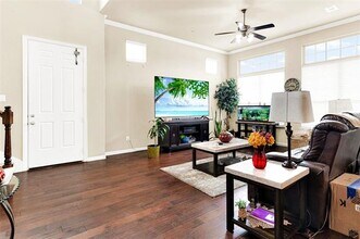 6614 Eagle Nest Dr in Garland, TX - Building Photo - Building Photo
