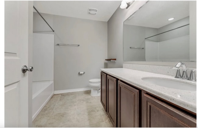 108 Alexandria Cir in DeLand, FL - Building Photo - Building Photo