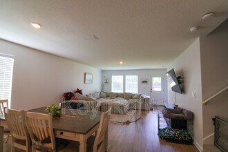 6724 Paso Fino Dr in Bellview, FL - Building Photo - Building Photo