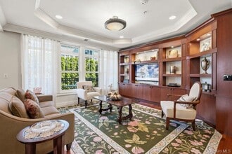 336 Trotting Ln in Westbury, NY - Building Photo - Building Photo