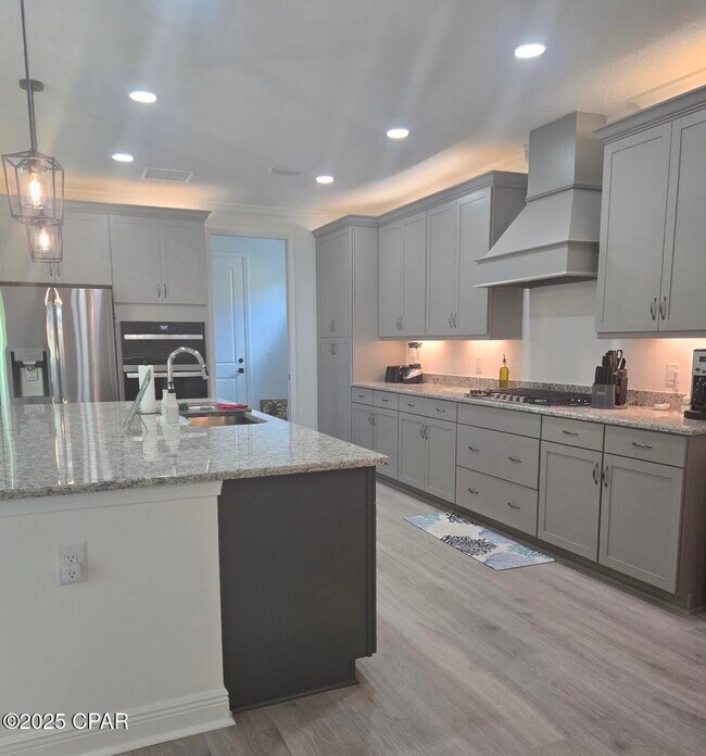 8913 Gypsy Palace Ct in Panama City Beach, FL - Building Photo - Building Photo
