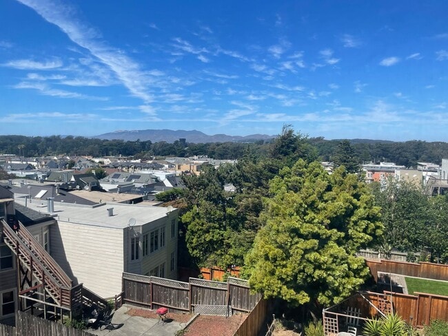 property at 722-724-724 Parnassus Ave