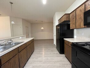 5804 Rustler Dr in Killeen, TX - Building Photo - Building Photo