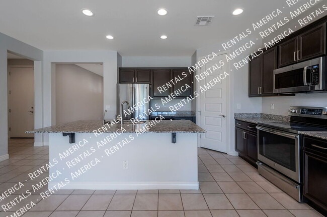 10047 E Wavelength Ave in Mesa, AZ - Building Photo - Building Photo