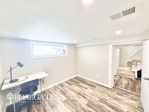 128 Walter St in Kitchener, ON - Building Photo - Building Photo