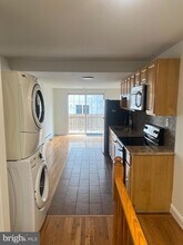 2052 Tasker St in Philadelphia, PA - Building Photo - Building Photo