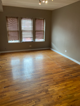 1307 E 71st Pl in Chicago, IL - Building Photo - Building Photo