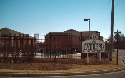 Peachtree Park Apartments in Dyersburg, TN - Building Photo