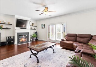 2817 Laurel Valley Trail in Buford, GA - Building Photo - Building Photo