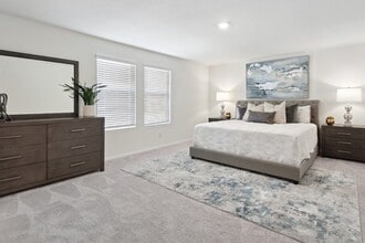Beacon at Meridian in San Antonio, TX - Building Photo - Building Photo