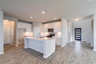 2205 Limestone Lake Dr in Georgetown, TX - Building Photo - Building Photo