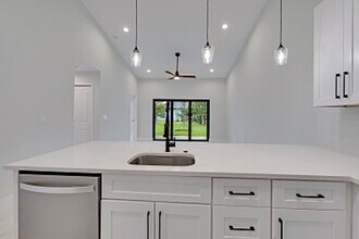 4522 SW 8th Ct in Cape Coral, FL - Building Photo - Building Photo