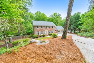 1800 Little Willeo Rd in Marietta, GA - Building Photo - Building Photo