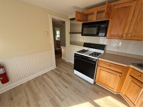 1698 Mt Hope Ave in Rochester, NY - Building Photo - Building Photo