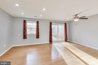 5769 Yellowrose Ct in Columbia, MD - Building Photo - Building Photo