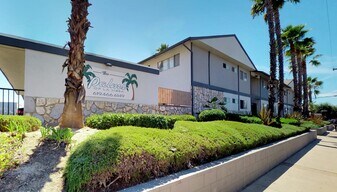 Palms of La Mesa Apartments