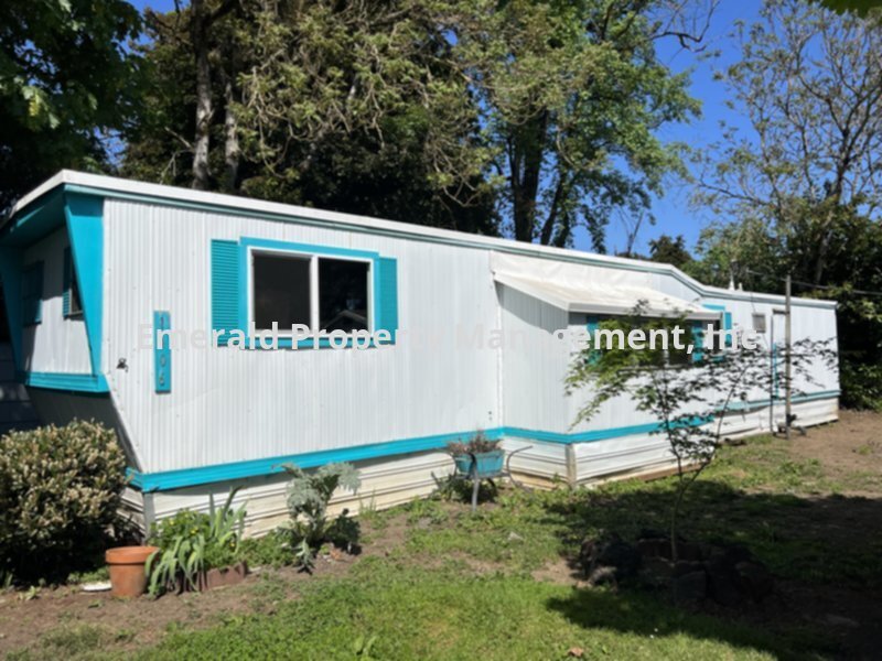 1406 34th St in Springfield, OR - Building Photo