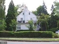 property at 100 S Valley Rd