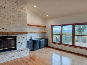 27 Cadiz Ln in Hot Springs Village, AR - Building Photo - Building Photo