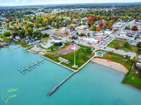 35711 Alfred St, Unit 1 in New Baltimore, MI - Building Photo