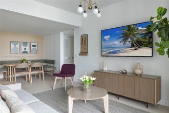 159 NE 6th St, Unit 3701 in Miami, FL - Building Photo - Building Photo
