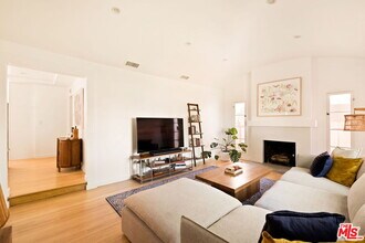 1615 S Crescent Heights Blvd in Los Angeles, CA - Building Photo - Building Photo