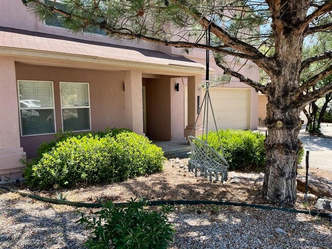 12408 Mangas Trail NE in Albuquerque, NM - Building Photo - Building Photo
