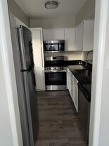 211 Shrum Ct in Irving, TX - Building Photo