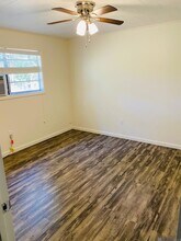 45026 Fontenot Rd in Saint Amant, LA - Foto de edificio - Building Photo