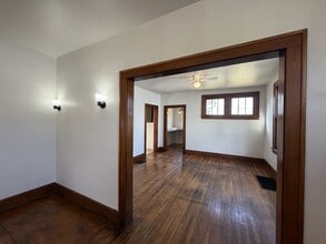 403 Pine St in Zanesville, OH - Building Photo - Building Photo