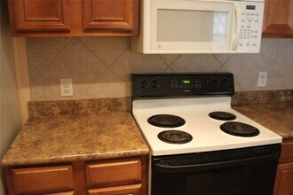 6159 Metrowest Blvd in Orlando, FL - Building Photo - Building Photo