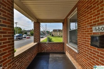 1660 Main St in Hellertown, PA - Building Photo - Building Photo