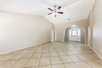 6533 W Grandview Rd in Glendale, AZ - Building Photo - Building Photo