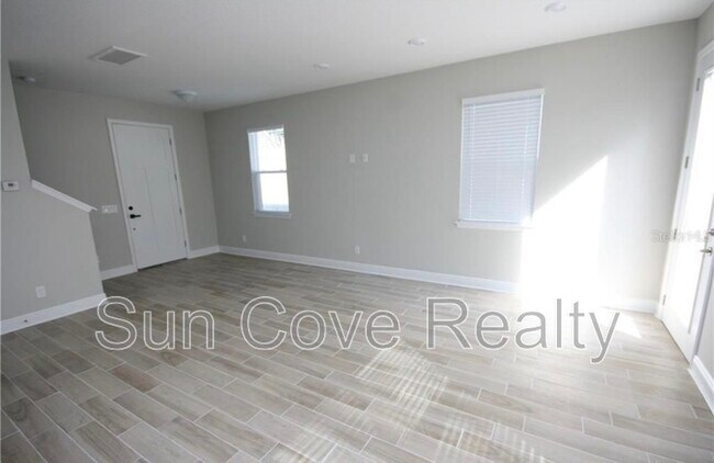 4029 Forecast Dr in Brandon, FL - Building Photo - Building Photo