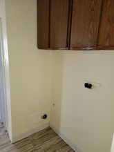 43 Lenox St, Unit APT 5 in Hartford, CT - Foto de edificio - Building Photo