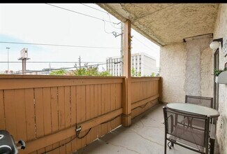 8529 Hearth Dr in Houston, TX - Building Photo - Building Photo