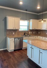 877 Ross Rd in Copperas Cove, TX - Building Photo - Building Photo