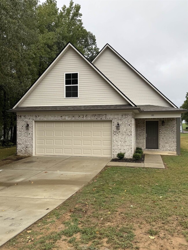 property at 101 Walnut Ridge