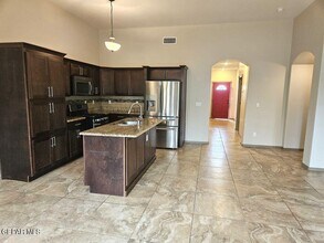 7116 Copper Town Dr in El Paso, TX - Building Photo - Building Photo