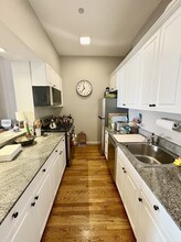 331 Beacon St, Unit 3 in Boston, MA - Foto de edificio - Building Photo