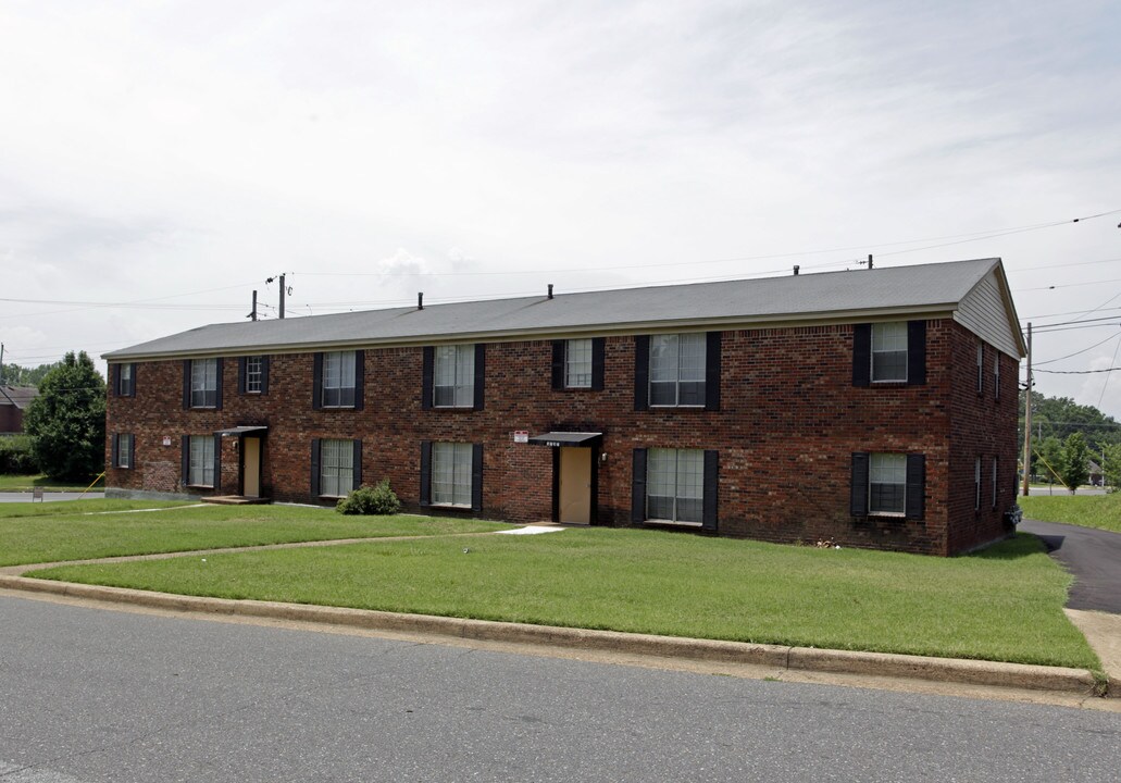 3737-3741 Hillbrook Rd in Memphis, TN - Building Photo