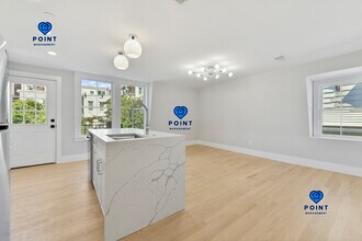 226-228-228 Princeton St, Unit 7 in Boston, MA - Foto de edificio - Building Photo