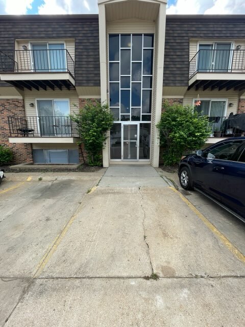 2019 Benson Gardens Blvd in Omaha, NE - Building Photo