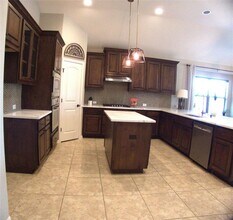 14400 Senia Bend in Bee Cave, TX - Building Photo - Building Photo