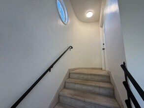 11924 Magnolia Blvd in Los Angeles, CA - Building Photo - Building Photo